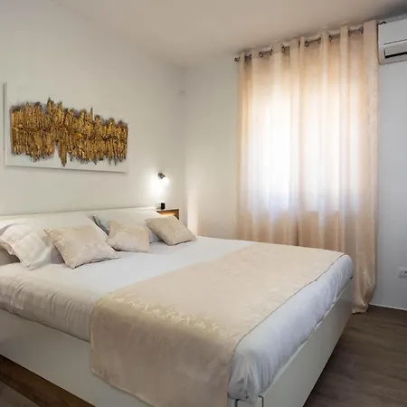 Amazing In With Kitchen Vakantiehuis *