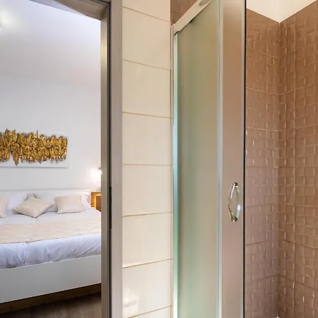 Vakantiehuis Amazing In With Kitchen