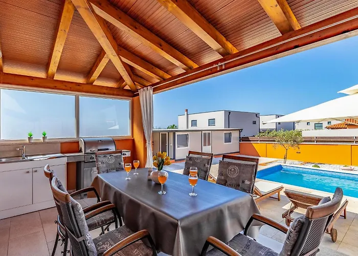 בית נופש Amazing In With Kitchen *