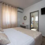 Holiday home Pet Friendly In *