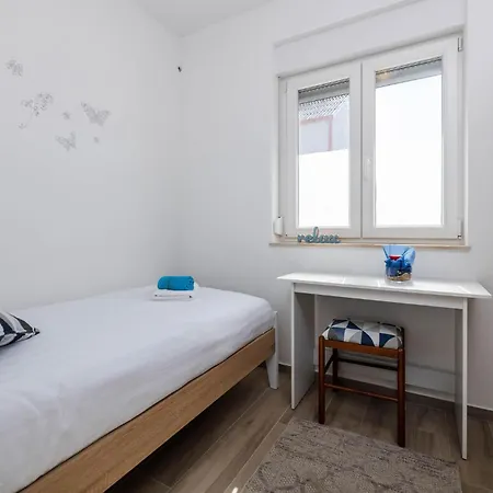 Hébergement de vacances Amazing In With Kitchen *