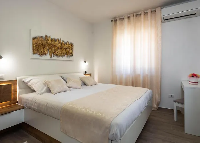 Amazing In With Kitchen Vikendica *