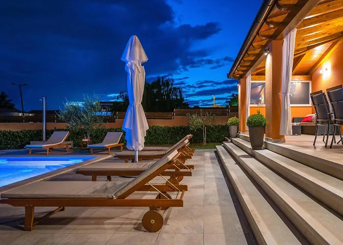 Amazing In With Kitchen Vikendica Pula