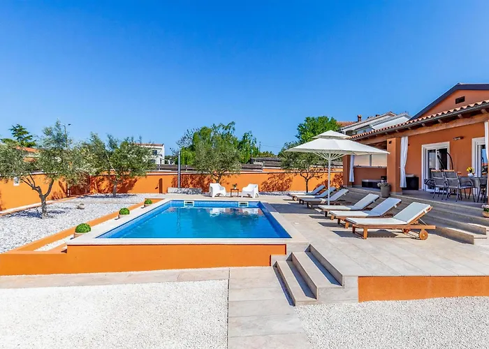 Amazing In With Kitchen