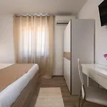 Pet Friendly In * Pula