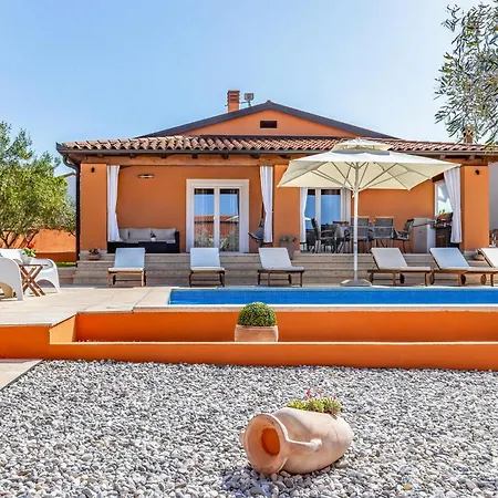 Amazing In With Kitchen Casa de Férias *